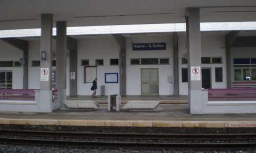 Stazione Vasto San Salvo, Trenitalia chiude biglietteria