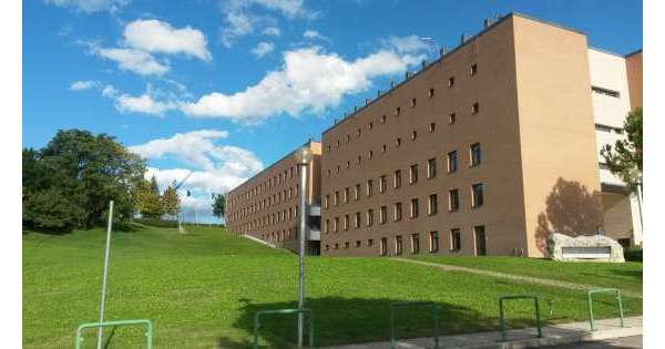                      Università 'd'Annunzio', App per servizi          