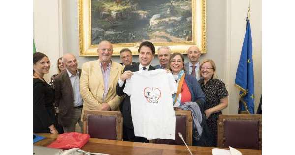 Il primo impegno del non ancora premier Conte: la ricostruzione          