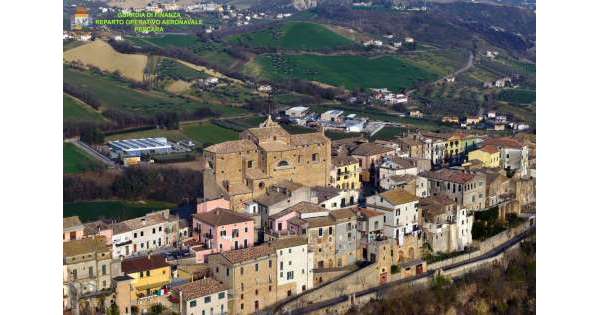 A Castiglione Messer Raimondo partono i tamponi a tappeto          