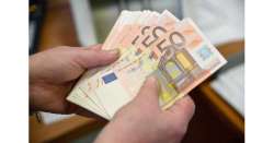 Bonus di mille euro a tremila famiglie fragili          