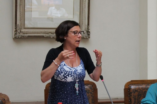 Paola De Micheli, una e trina: rischi di incompatibilità per la neo commissaria alla ricostruzione?