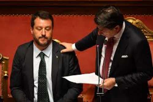Pieni poteri: Salvini li chiese e Conte se li è presi!