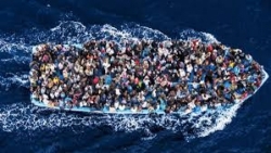 Migrazioni, Ue chide ai paesi membri di accogliere decine di migliaia di profughi su base volontaria
