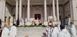Inizia oggi l'anno giubilare: apertura della porta santa a San Gabriele