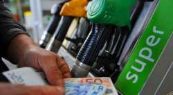 Record costo benzina: 11 euro in più da gennaio per un pieno