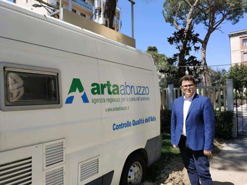 La Regione non paga l'ARTA, niente campionamento dell'aria in alcune città, Blasioli attacca