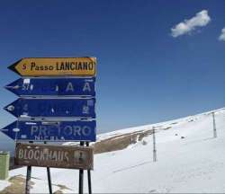 Montagna in trappola: turisti bloccati dalla neve e proteste contro la gestione regionale