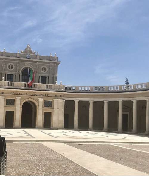 Sanità, infrastrutture e diritti sociali: settimana politica cruciale all'Emiciclo