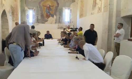 Il centro destra abruzzese ritrova l'unità e prepara le riforme di settembre 