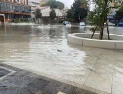 Maltempo in Abruzzo: voli dirottati e disagi sulla A14, attivato il COC a Pescara