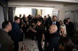 Un teatro che dialoga: Ortona accende il dibattito con Italo Bocchino