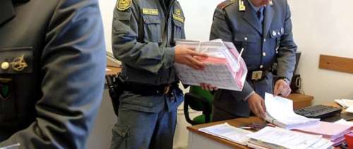 Indagini sulle frodi ai fondi Ue: sequestrati oltre 3,5 milioni, dieci persone sotto inchiesta