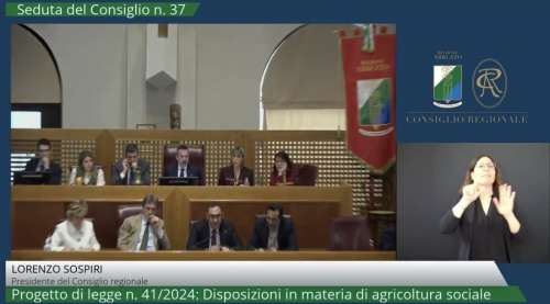 Abruzzo, via libera alla legge sull'agricoltura sociale e al Garante per gli anziani