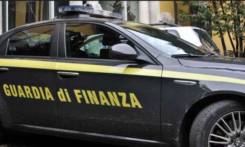 Maxi frode sul carburante: scoperta rete illegale da 10 milioni di euro 