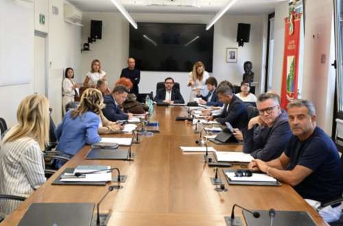 Commissione bilancio: al via il testo sull'edilizia residenziale pubblica