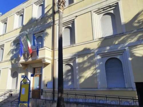 Silvi, scontro nella maggioranza: aggredita la vicesindaca, si dimette l'assessore Lella