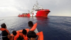 Migrazioni: Save the Children sospende le operazioni di soccorso nel Mediterraneo centrale