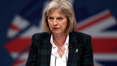 Gran Bretagna, la premier Theresa May si piega ai Tory ribelli sulla data della Brexit