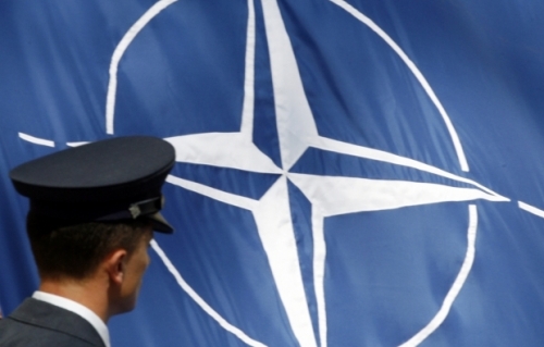 La Nato invita la Spagna a proteggersi dalle interferenze russe