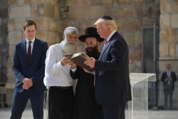 Ecco come la Casa Bianca gioca a scacchi sull'affare Gerusalemme