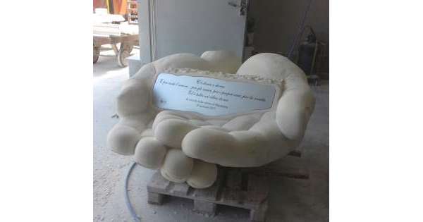                       A Chieti scultura per vittime Rigopiano          