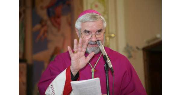                       Mons. Bregantini, bene legge su domenica          