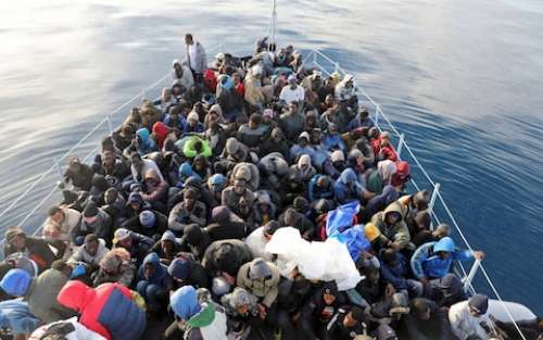 Non si fermano i naufragi in Libia