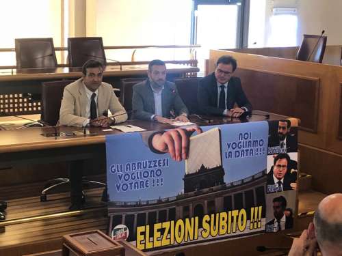 Elezioni regionali, Forza Italia vuole una data (certa e plausibile)