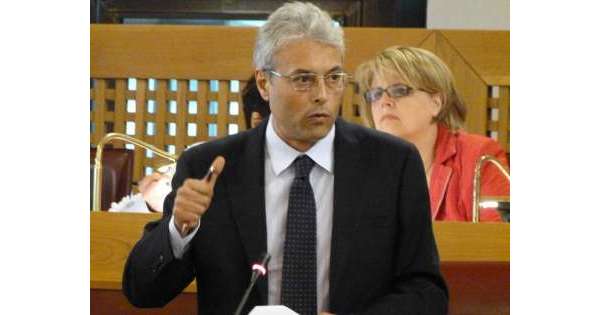                        Chiodi, normalizzato sistema perverso          