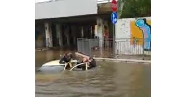                       Salva donna,cittadino benemerito Alghero          