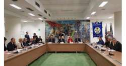                     Regioni, presidenti mantengano ruolo          