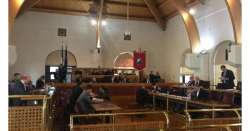                     Taglio vitalizi, approvata la legge          