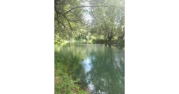                         Presepe vivente lungo il fiume Tirino          