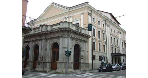                        Capodanno a Sulmona,concerto al Caniglia          