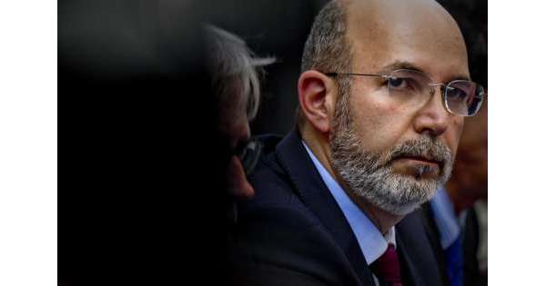                        Crimi, coinvolgere sindaci legislazione          