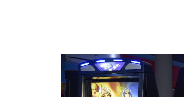                       Accessibile a minori, chiusa sala giochi          