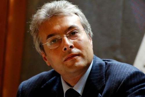 Abruzzo, ex governatore Chiodi rinviato a giudizio su tetti spese a cliniche