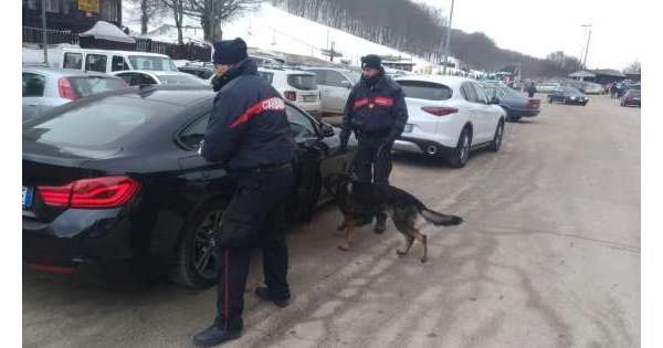                       Controlli antidroga piste sci, denuncia          