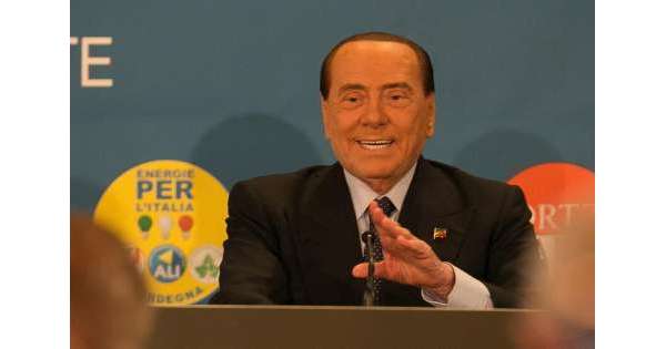                        Cav ai suoi, Salvini non autosufficiente          