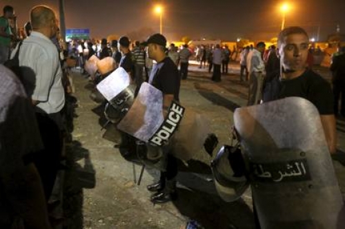 Egitto: 50 agenti di polizia condannati a tre anni di carcere per scioperi selvaggi