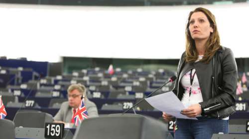 Verso le elezioni europee: ecco con chi si candida Daniela Aiuto