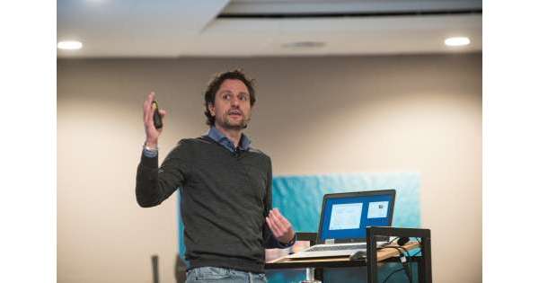                       Renzetti ritira premio Harald Perten          