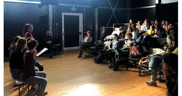                All'Aquila studenti in scena a teatro          