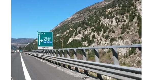                        A25,chiuso Bussi/Popoli da 20/05 a 30/06          